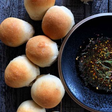 Dinner rolls